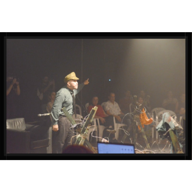 Impressão sob medida · 45,0×30,0 cm · CANVAS POLICANVAS 260 GRS LEYDA CANALETA CANALETA PRETA