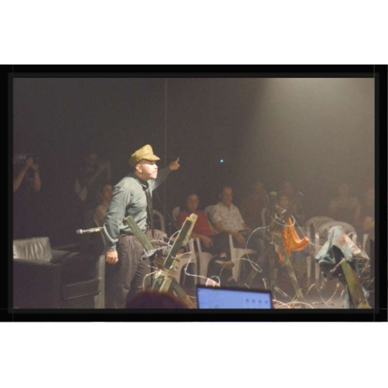 Impressão sob medida · 44,7×29,7 cm · CANVAS POLICANVAS 260 GRS LEYDA CANALETA CANALETA PRETA